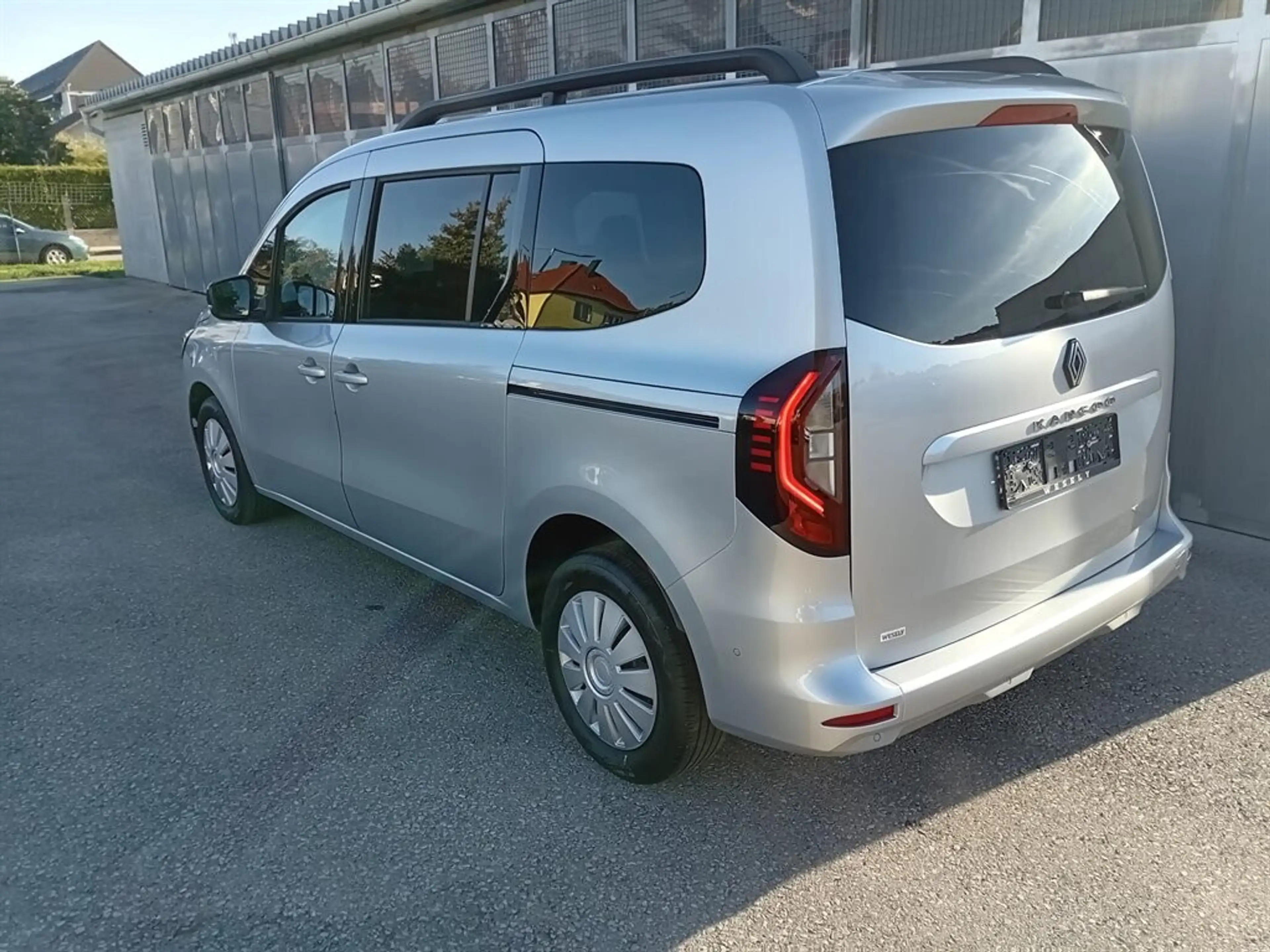 Renault Kangoo Grand Kangoo Techno TCe 130 EDC — photo 4