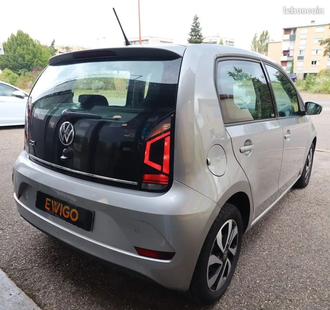 Volkswagen up! 1.0 65 ch bluemotion active Gris - 2