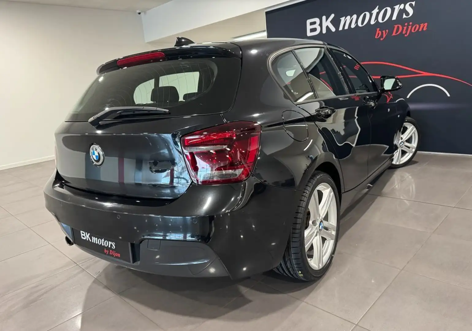 BMW 116 116i F20 136ch M Sport BVM6 Schwarz - 2