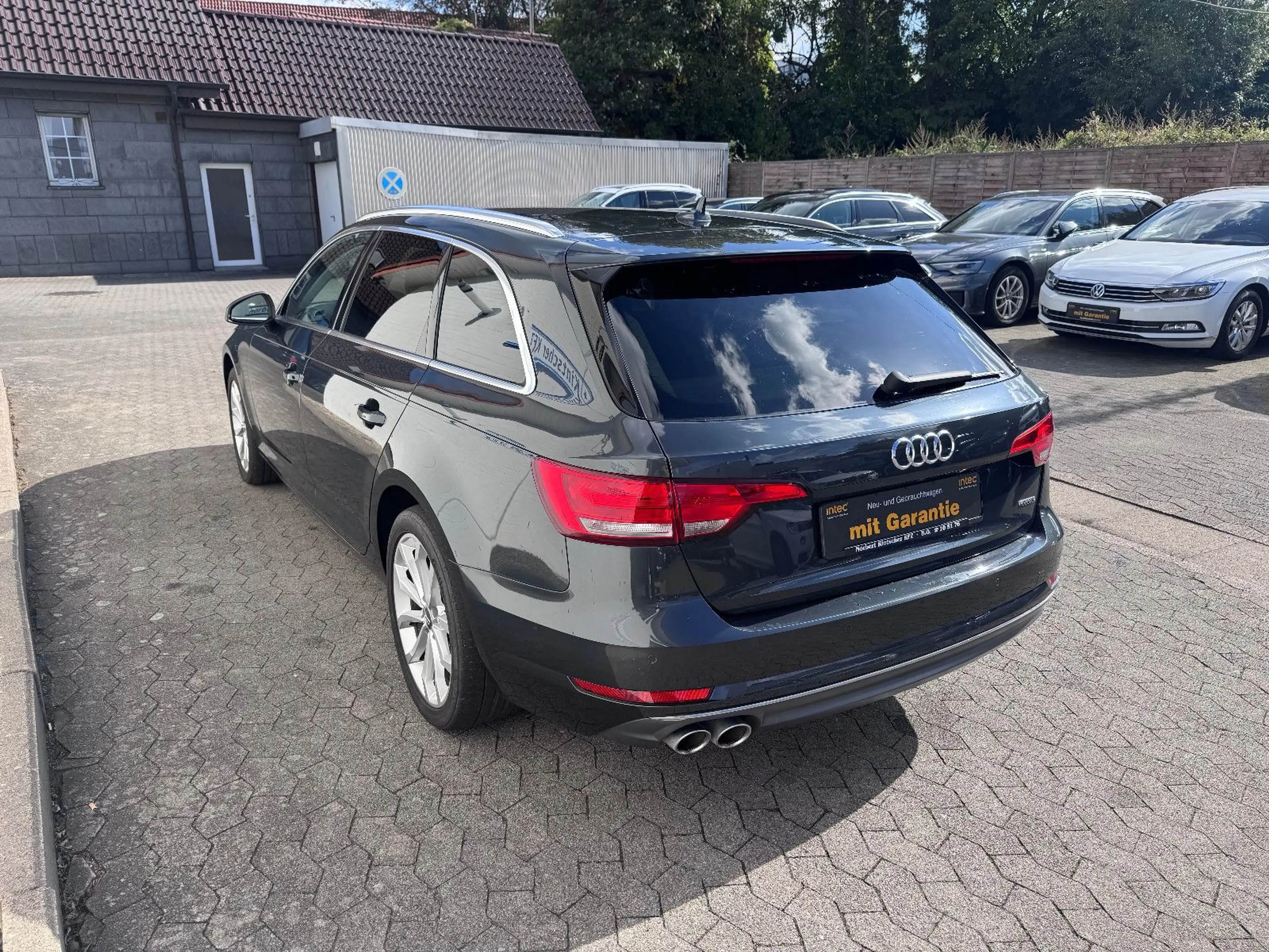 Audi A4 Avant 2.0 TDI quattro sport Rückfahrkamera — photo 7