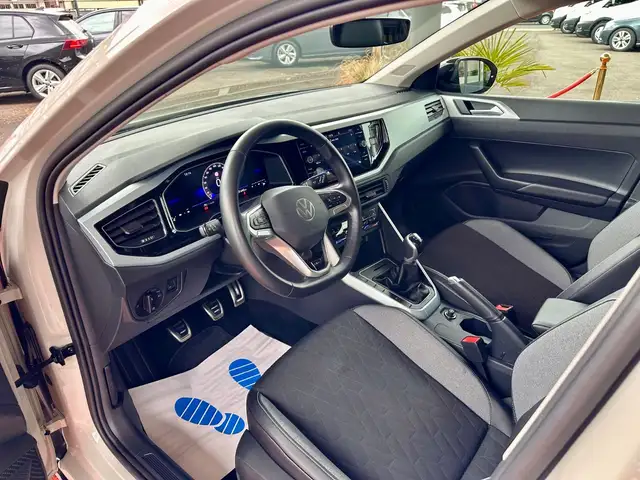 Volkswagen Taigo view 12