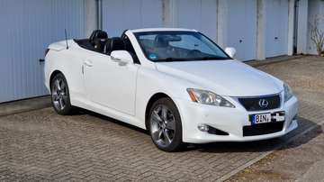 IS 250 Cabriolet