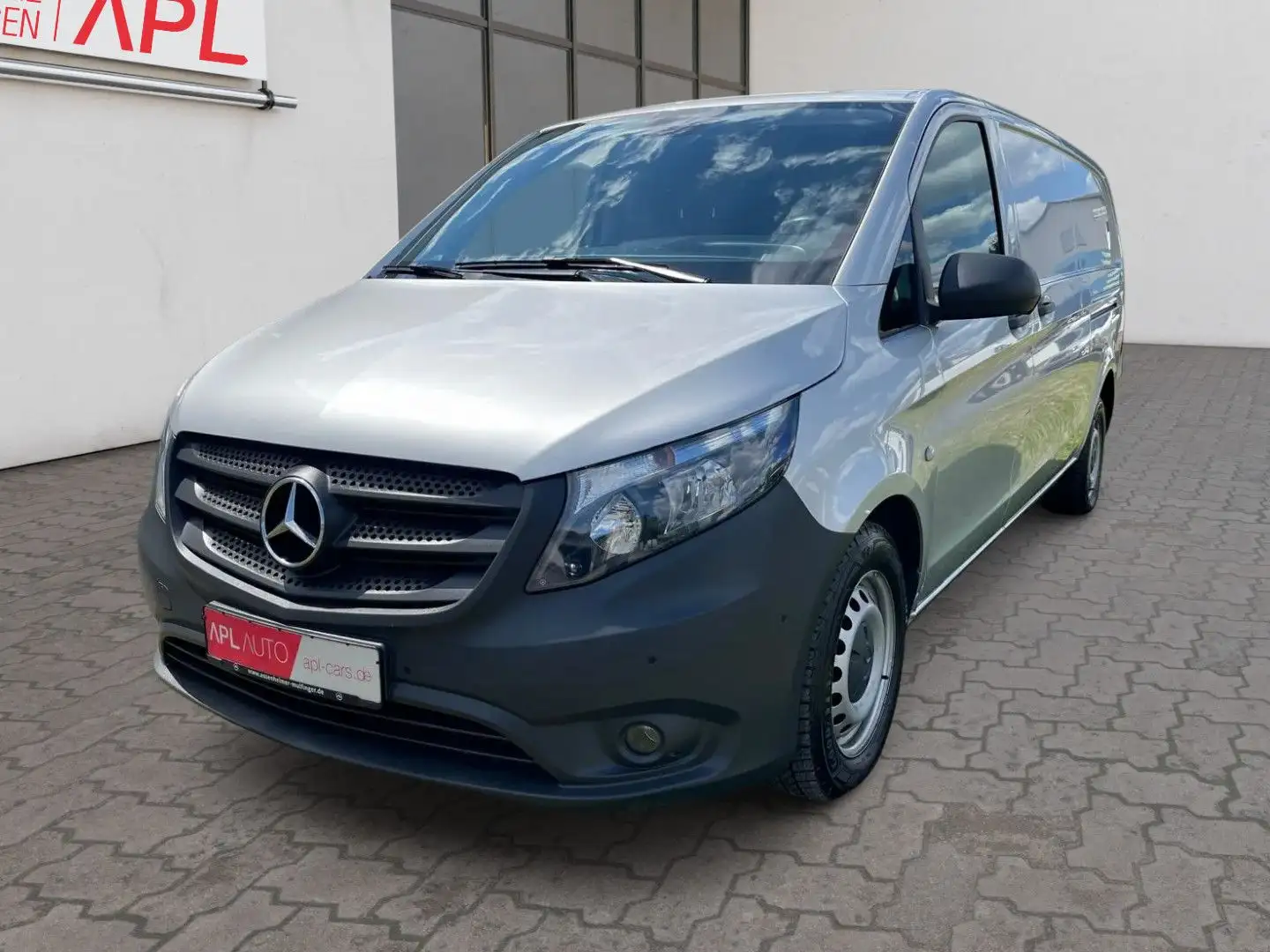 Mercedes-Benz Vito Kasten 110/114/116/119 CDI PRO  extralang Argent - 1