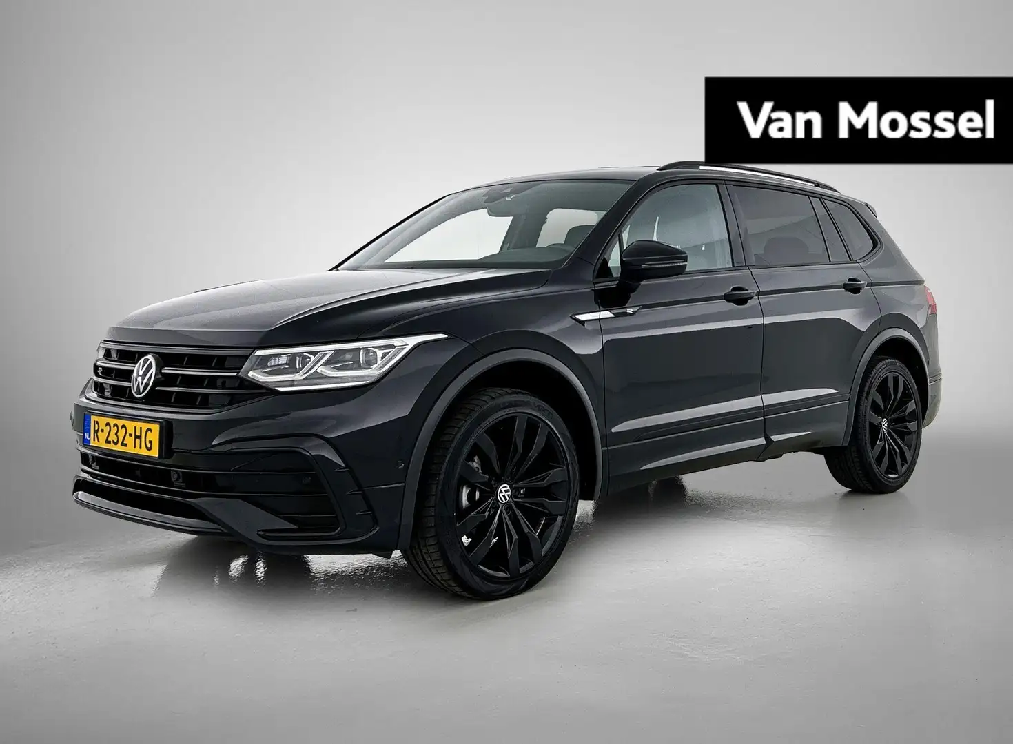 Volkswagen Tiguan Allspace 1.5 TSI R-Line | 150 PK | Automaat | Black Style | Noir - 1