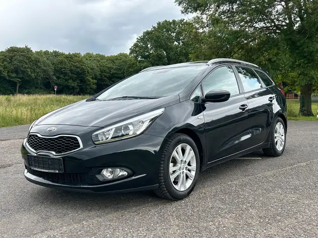 2013 Kia Ceed in Black for sale