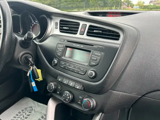 Kia Ceed view 24