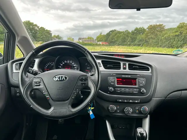 Kia Ceed view 20