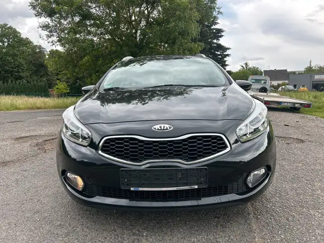 Kia Ceed view 8