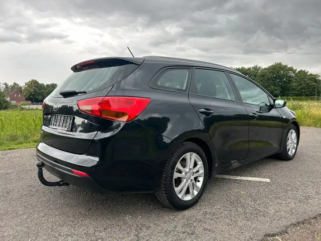 Kia Ceed view 5