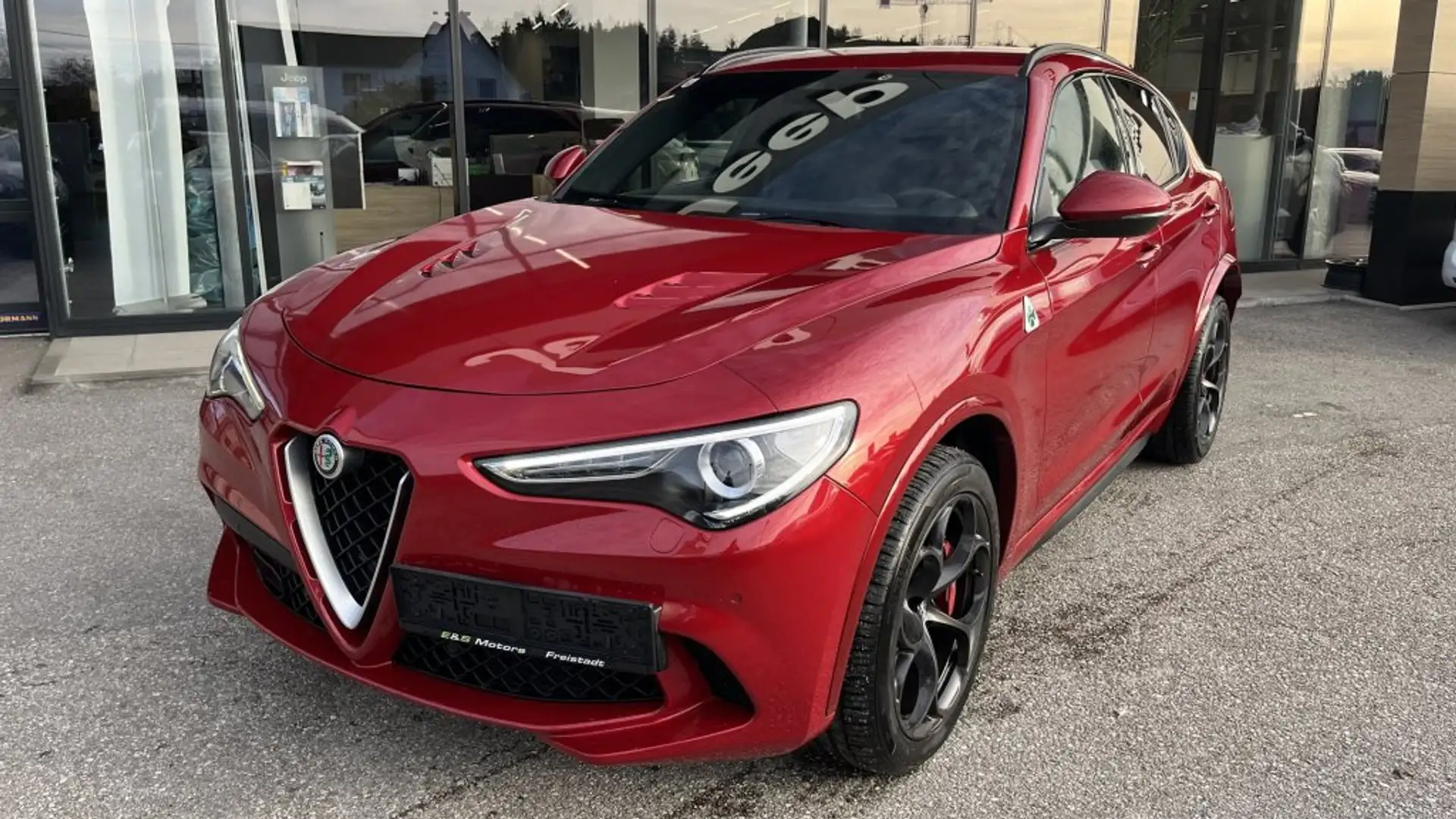 Alfa Romeo Stelvio Quadrifoglio 2,9 V6 ATX AWD Rot - 1