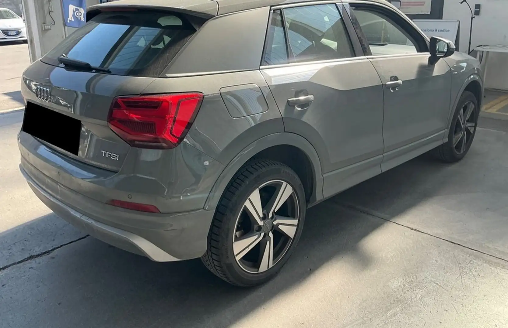Audi Q2 Q2 1.4 tfsi S line edition s-tronic Grigio - 2