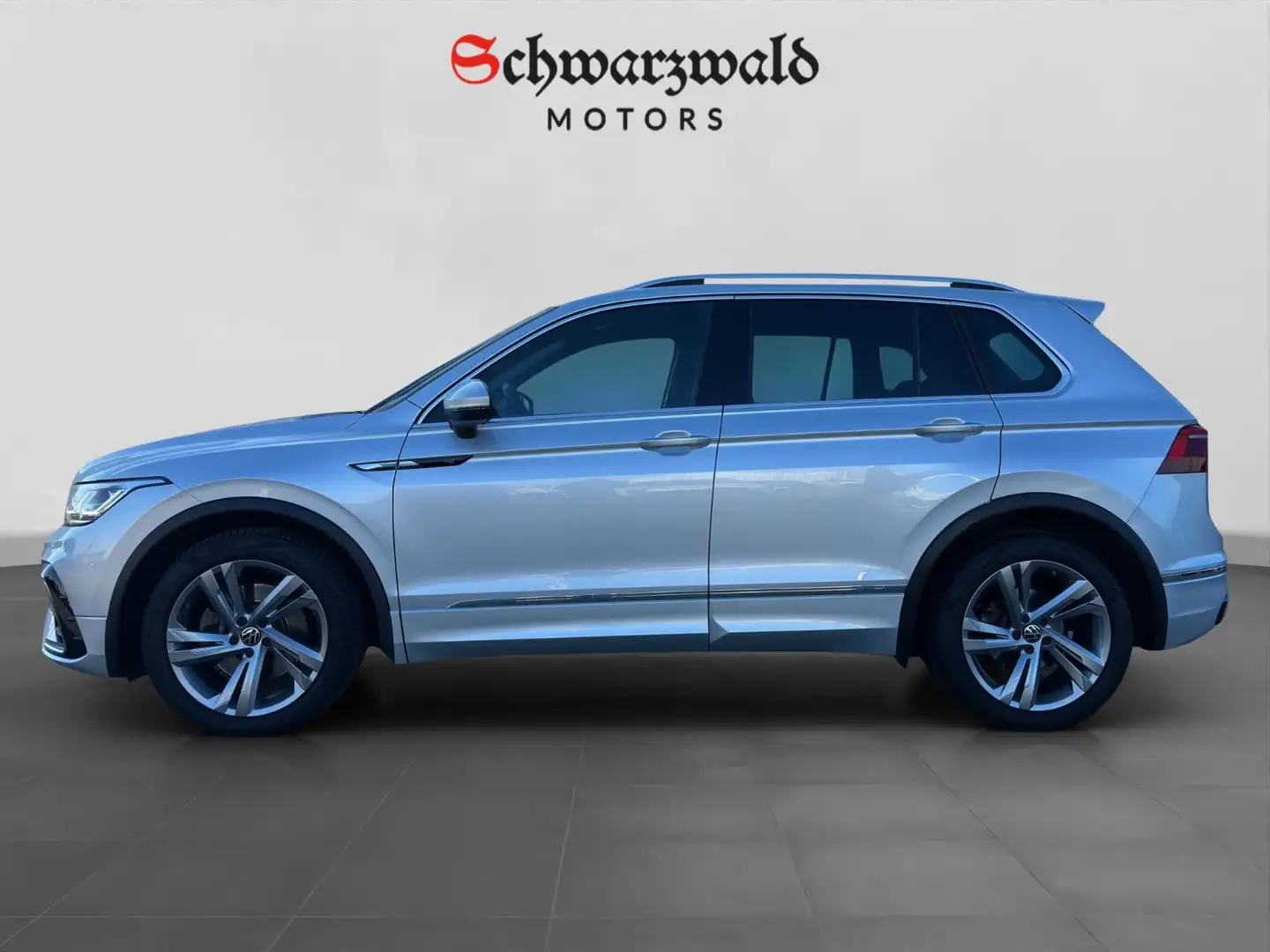 Volkswagen Tiguan R-Line 4Motion Matrix Anhängerkupplung Silber - 2