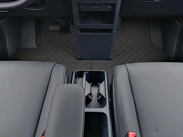 Kia PV5 Passenger view 11