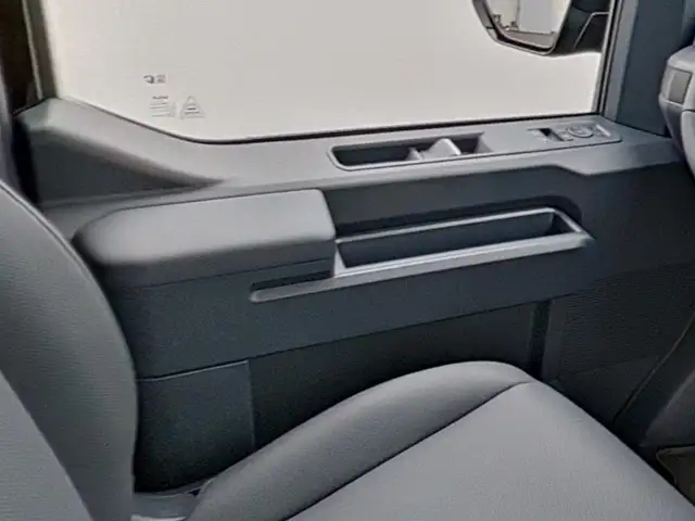 Kia PV5 Passenger view 12