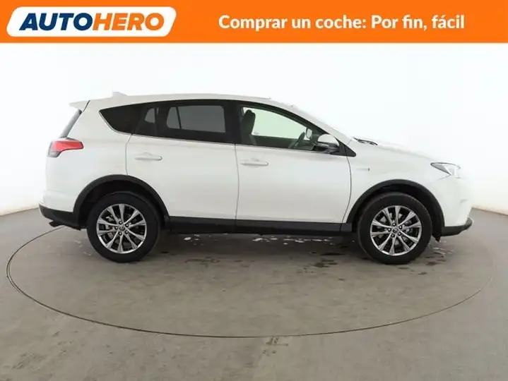Toyota RAV4 2018, foto 45