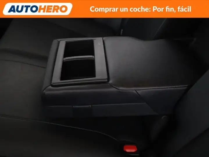 Toyota RAV4 2018, foto 76