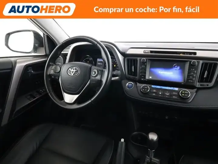 Toyota RAV4 2018, foto 52