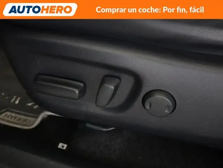 Toyota RAV4 2018, foto 60