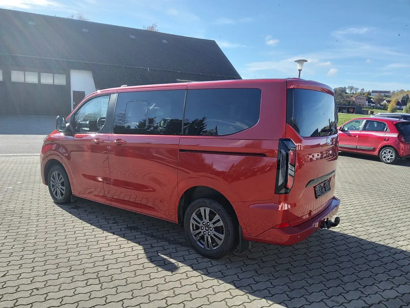Ford Tourneo Custom 320 L1 Tourneo Titanium FWD Rouge - 2