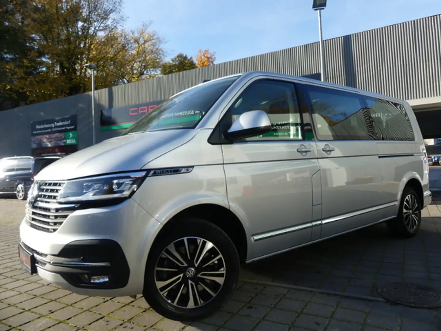 Volkswagen T6 Caravelle 2.0 TDi DSG Lang LED/STANDHZ/2xE-TÜR Silber - 2