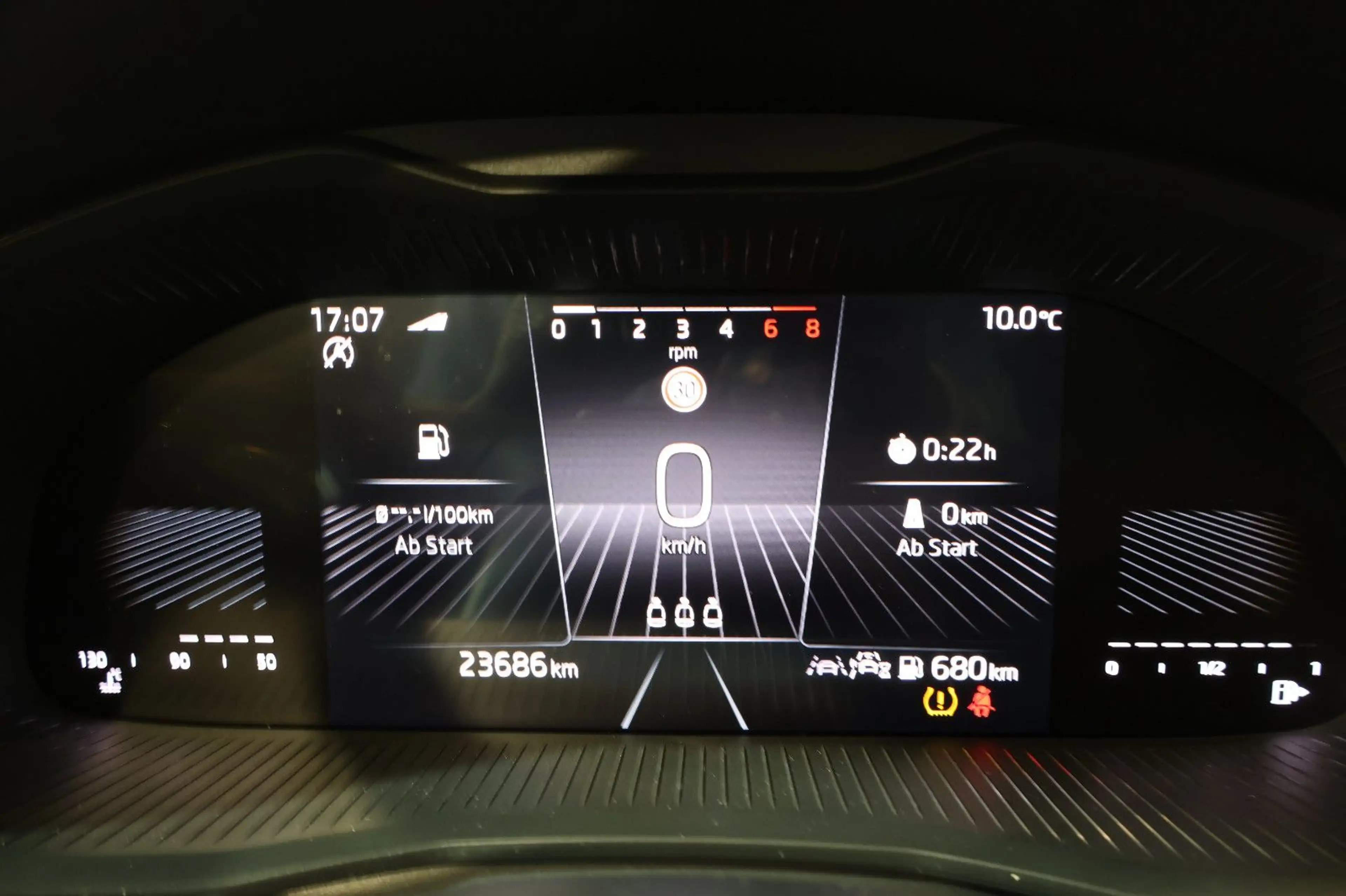 Skoda Kamiq 1.0 TSI Selection AID+CARPLAY+KEY+KAM+LED — photo 8