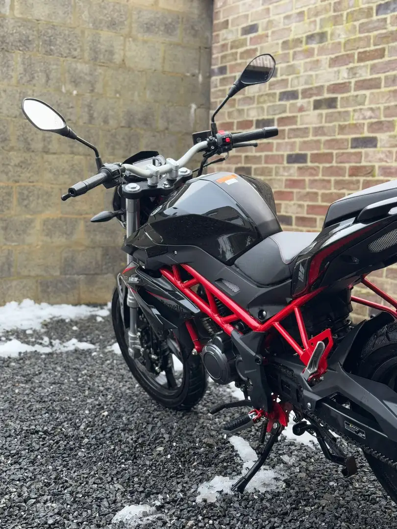 Benelli BN 125 Negro - 2