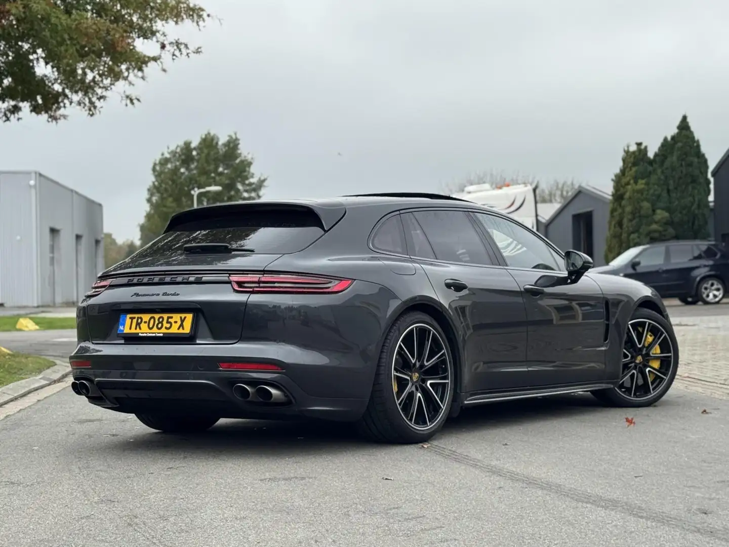 Porsche Panamera Sport Turismo 4.0 Turbo 550 pk|NL-auto|Dealer oh|K Grijs - 2