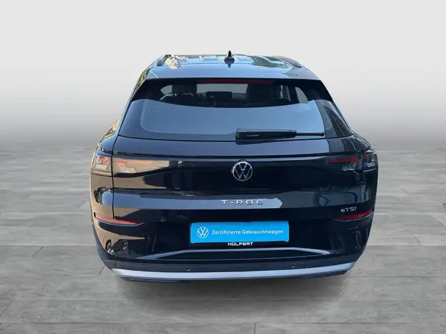 Volkswagen T-Roc view 5