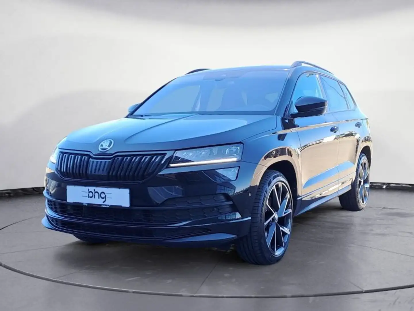 Skoda Karoq 2.0 TSI DSG 4x4 Sportline Navi Pano ACC Zwart - 2