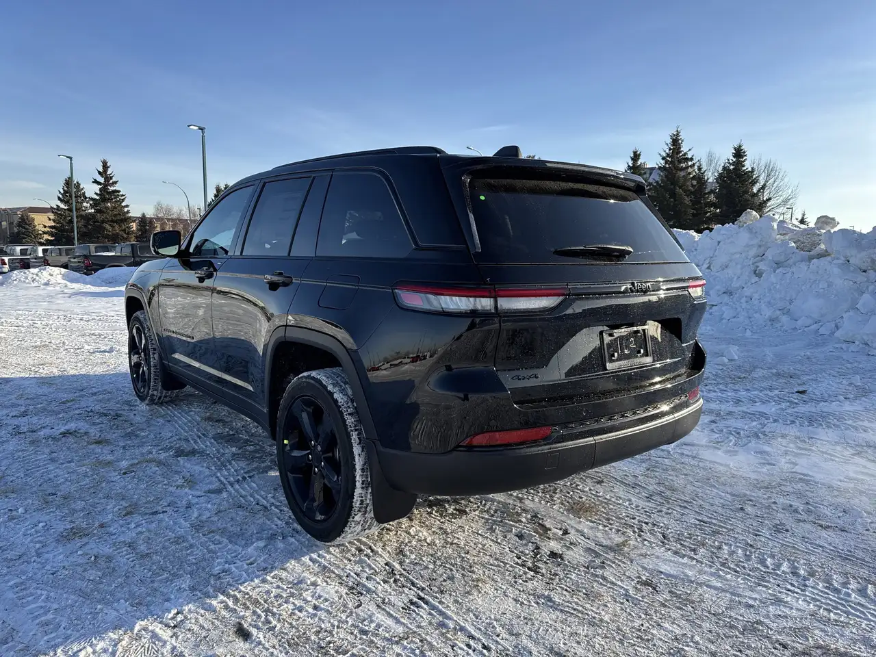 Jeep Grand Cherokee снимка Jeep Grand Cherokee
