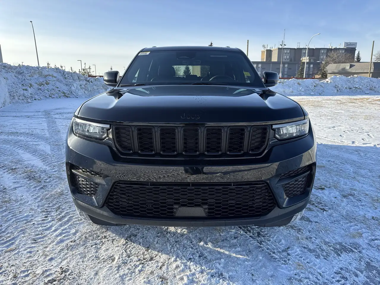 Jeep Grand Cherokee снимка Jeep Grand Cherokee