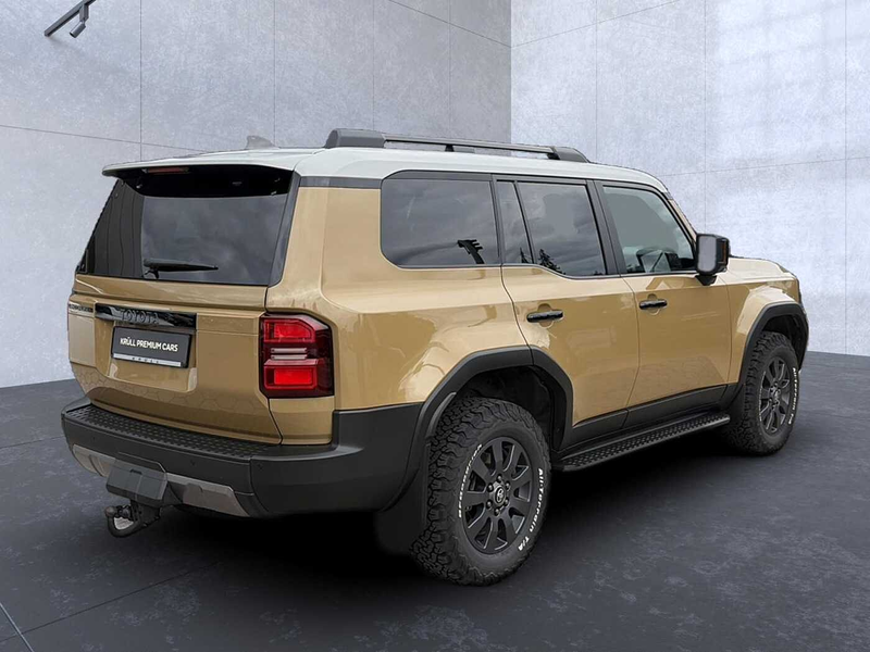 Toyota Land Cruiser AWD First Edition — photo 4