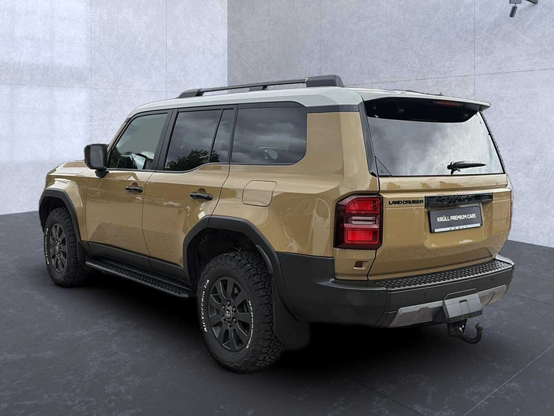 Toyota Land Cruiser AWD First Edition — photo 5