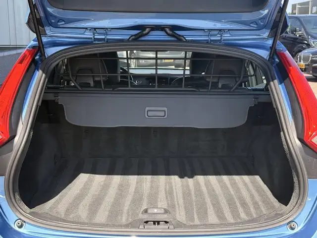 Volvo V60 view 14