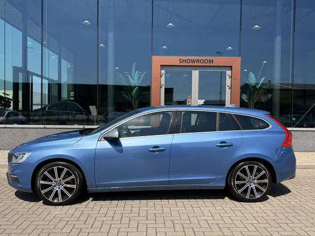 Volvo V60 view 7