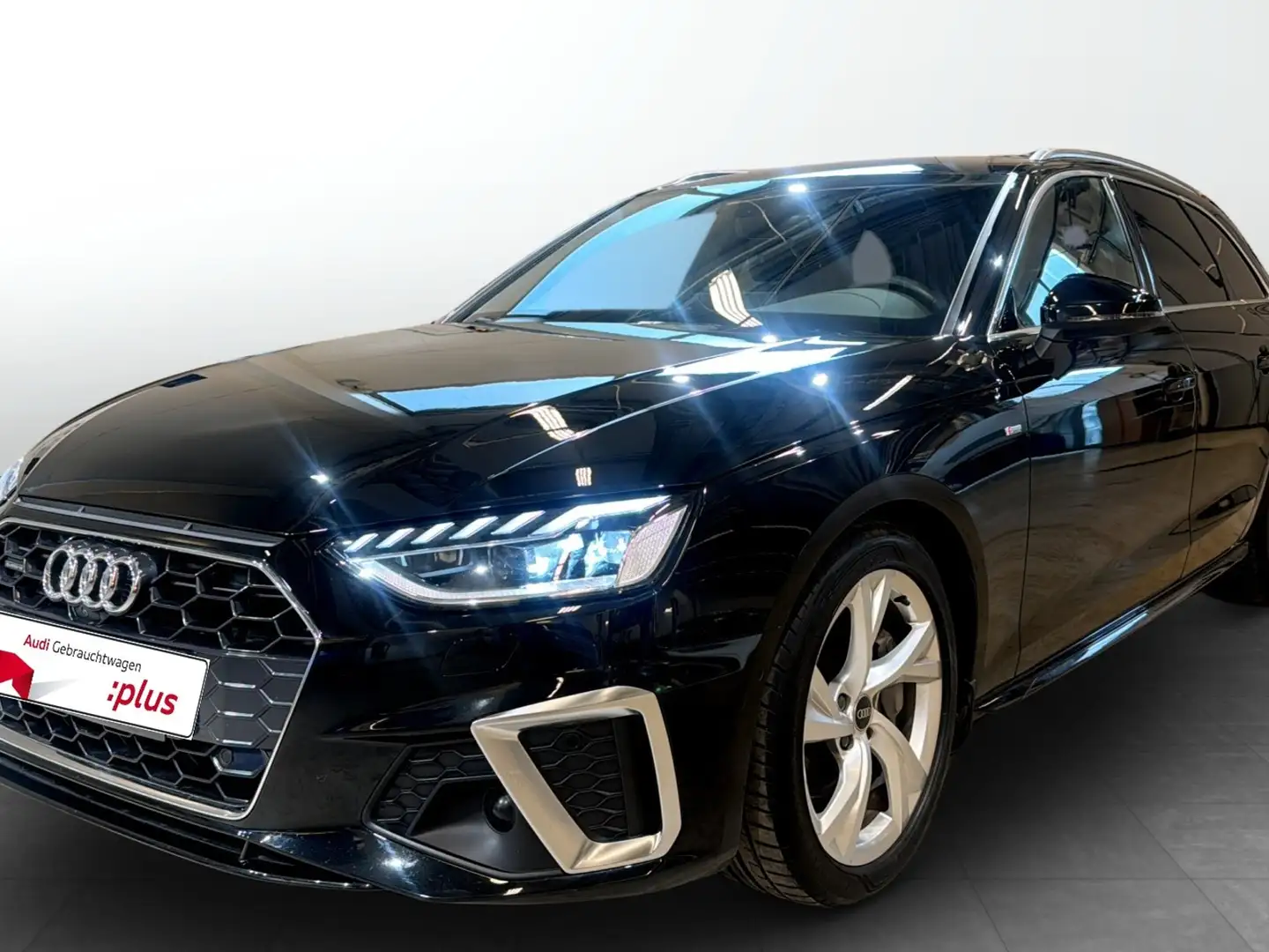Audi A4 Avant 40 2.0 TFSI quattro S-line AHK ACC Navi 360 Zwart - 2