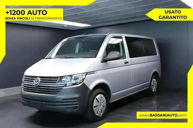 Volkswagen T7 Caravelle 2.0 TDI 110CV PC Trendline - 9 POSTI