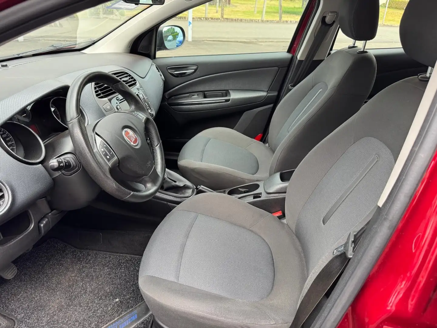 Fiat Bravo 1.4 16V T JET Dynamic (88kW) Rot - 1