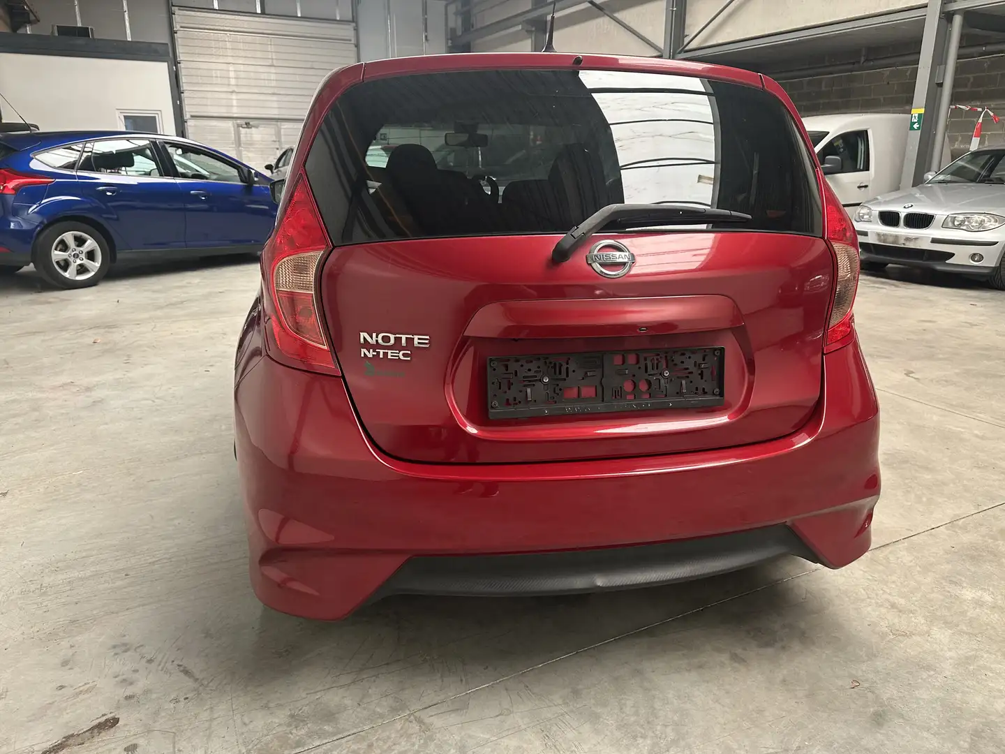 Nissan Note 1.2i Tekna Sport Pack - 1