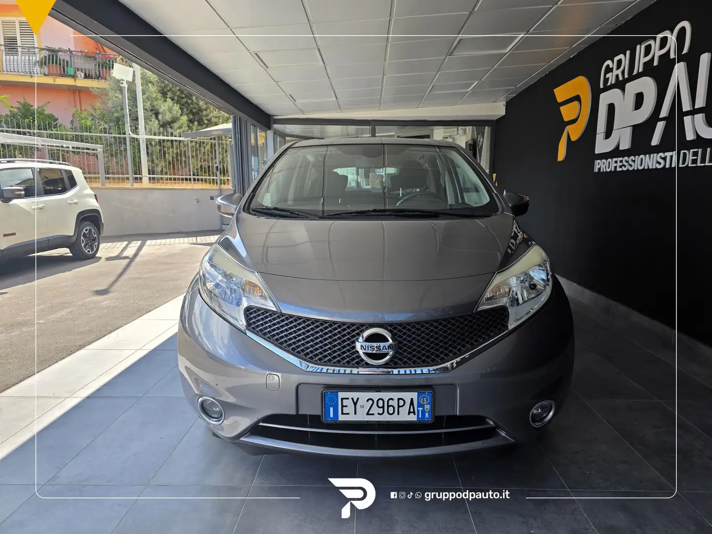 Nissan Note 1.5 dci Tekna Grau - 2