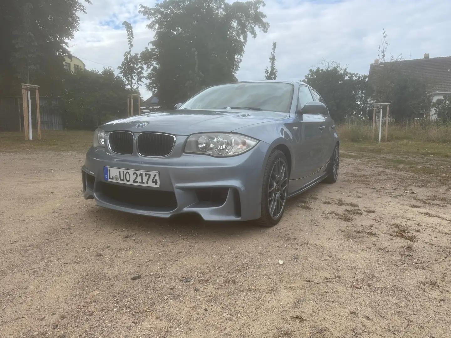 BMW 118 118d DPF Grau - 1