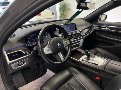 Annonce voiture d'occasion BMW 740 - CARADIZE