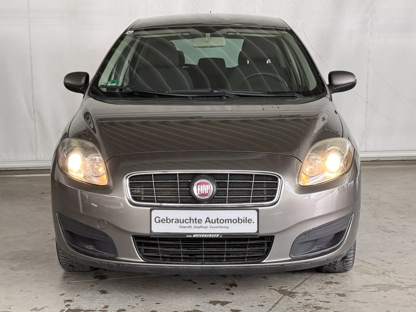 Fiat Croma Серый - 2