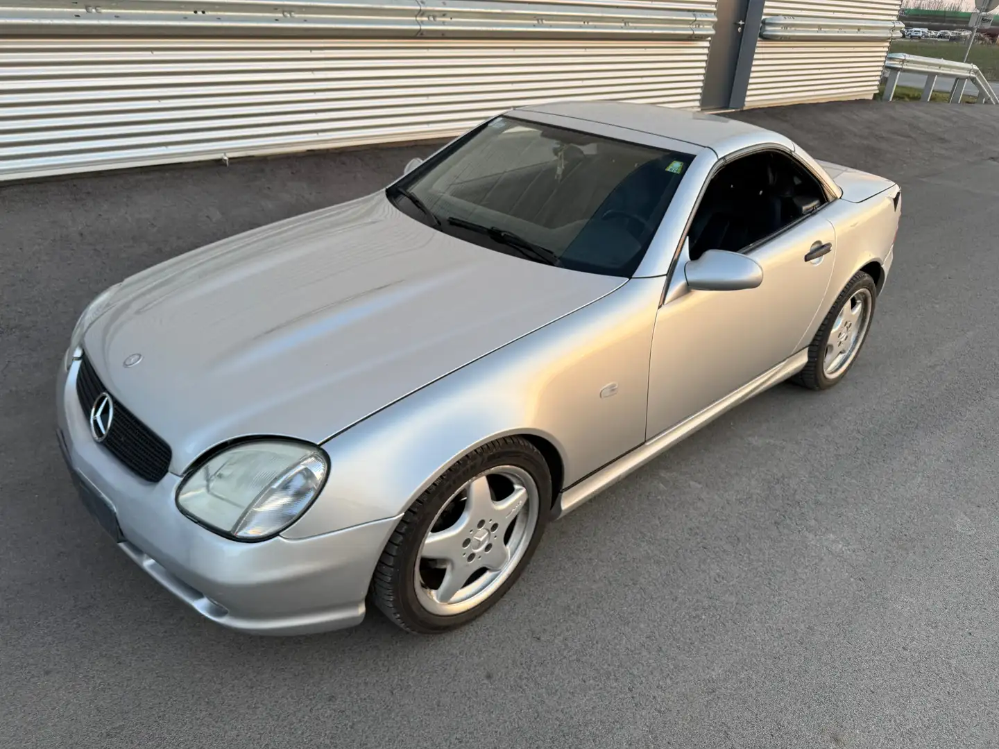 Mercedes-Benz SLK 200 AMG Aut. ID:67 Silber - 1