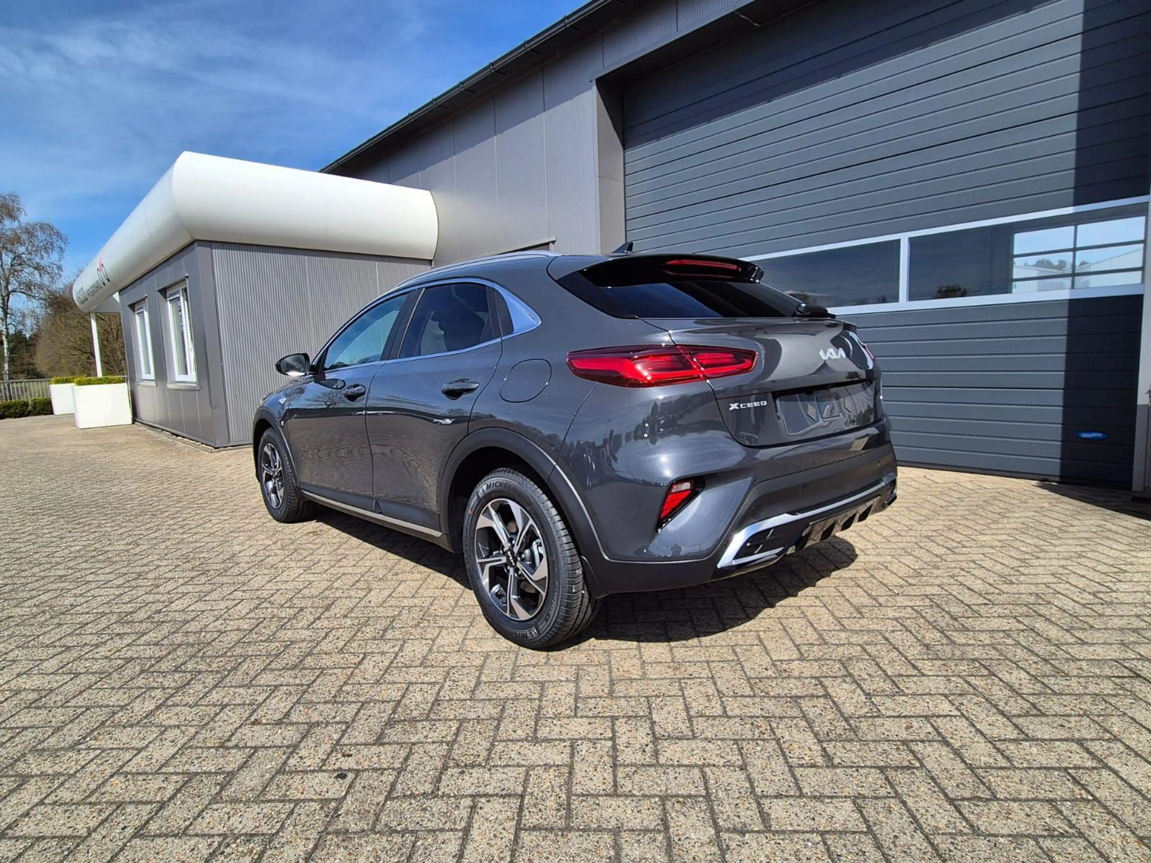 Kia XCeed 1.6 T-GDi 150PS Automatik Klimaautomatik Sitzhe... — photo 3