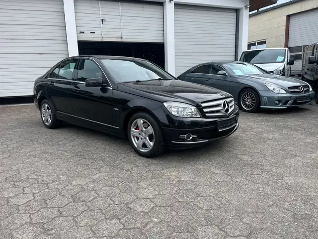 Mercedes-Benz C 250 C Limousine- BlueEfficiency-NAVI-
