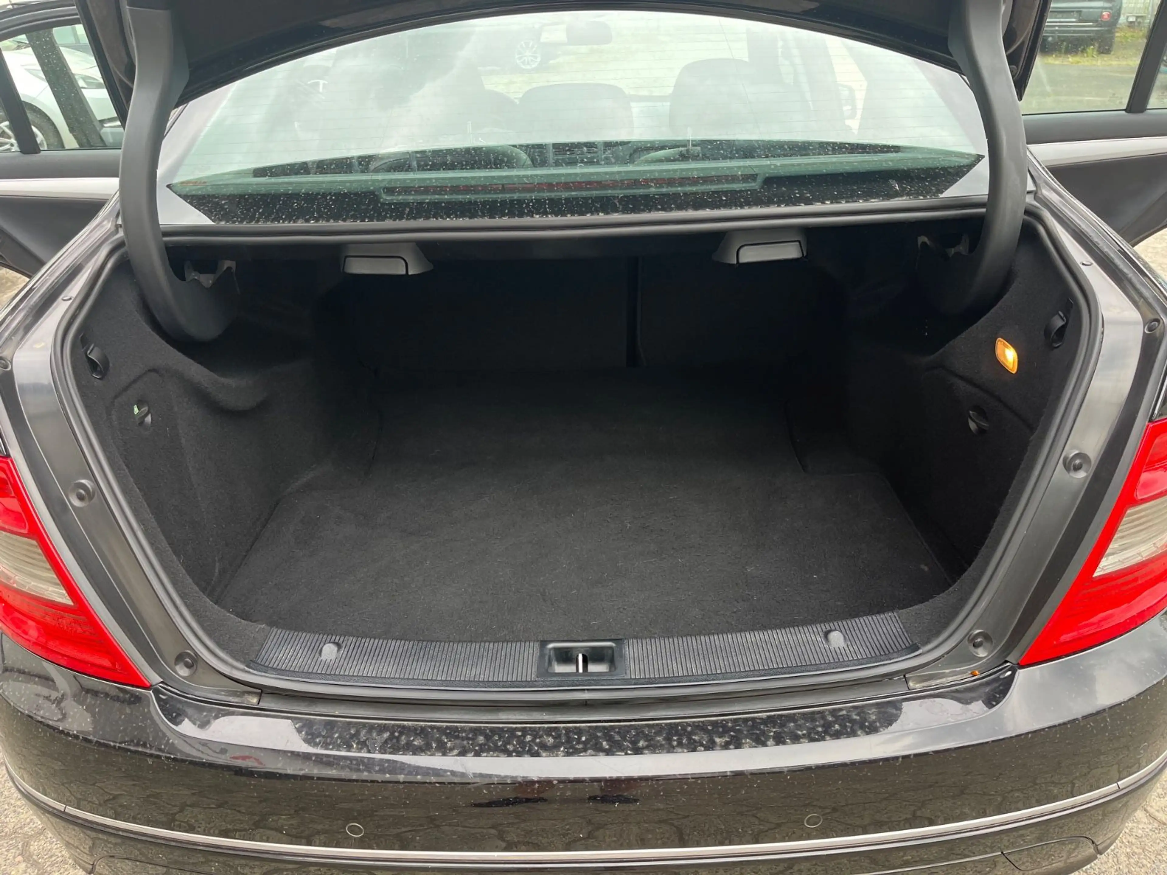 Mercedes-Benz C 250 C Limousine- BlueEfficiency-NAVI- — photo 15