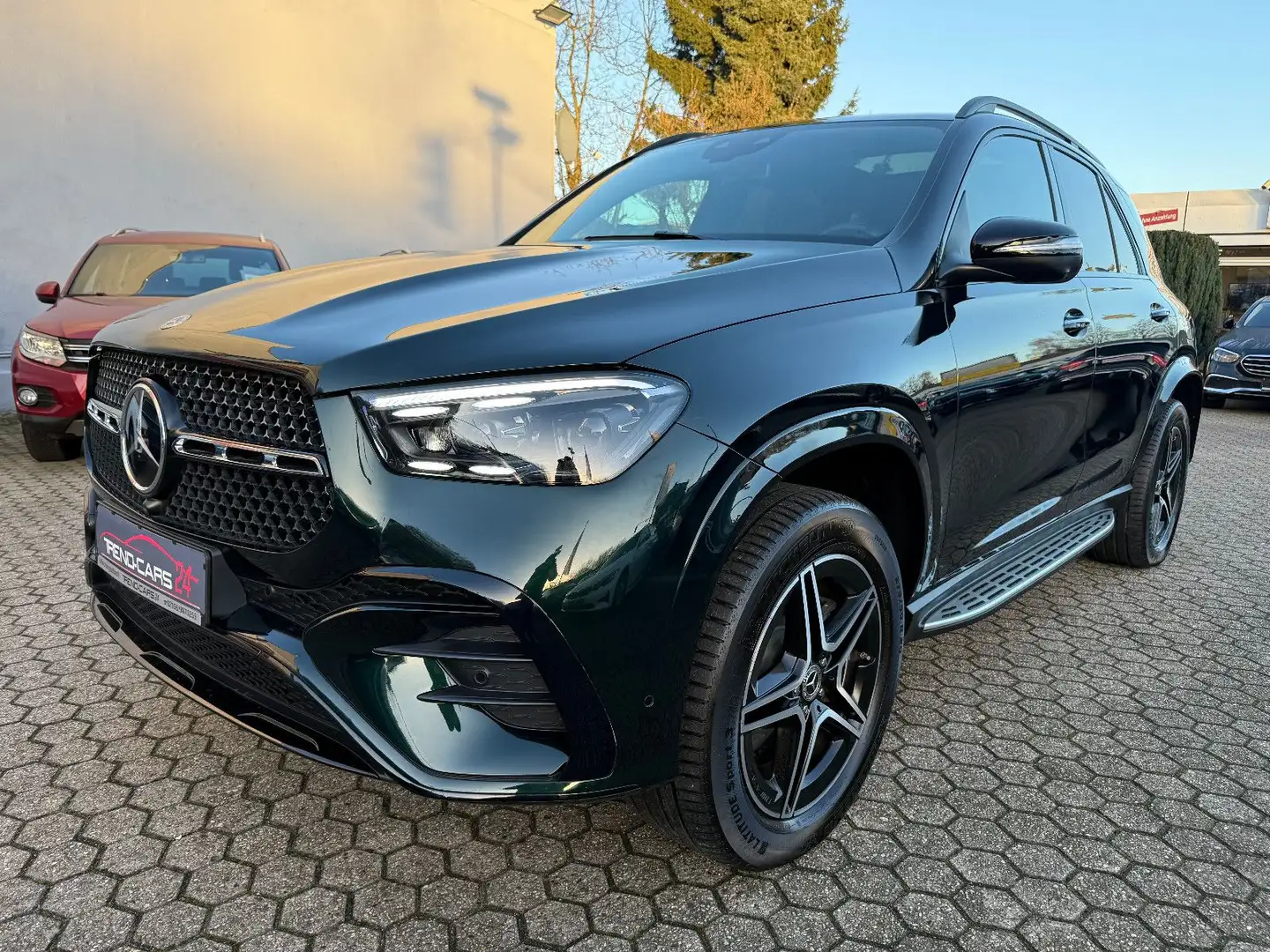 Mercedes-Benz GLE 350 de 4Matic*AMG*ACC*PANO*Burmester*AHK* Grün - 1