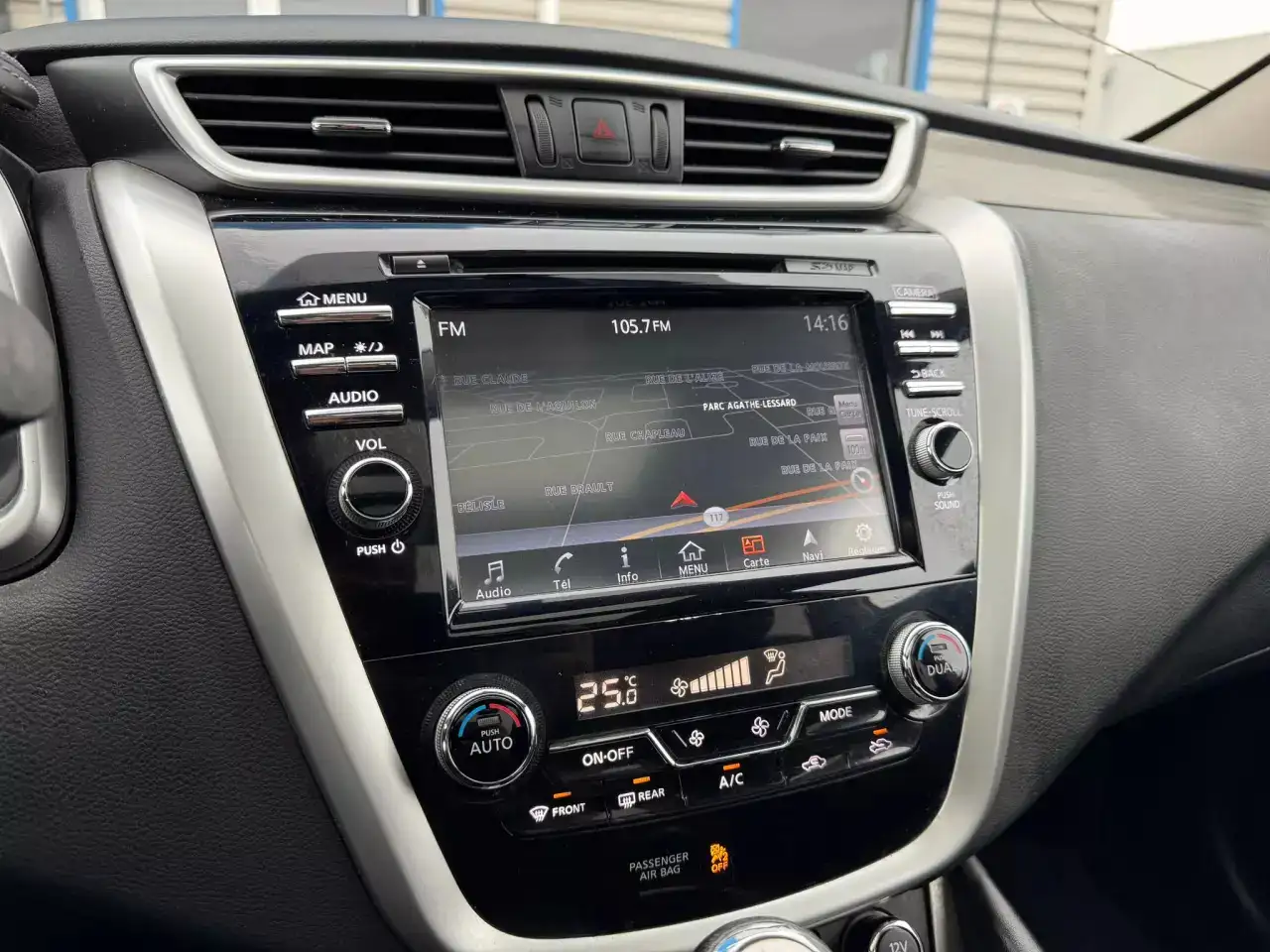 Nissan Murano снимка Nissan Murano