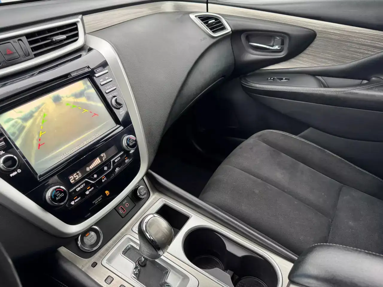 Nissan Murano снимка Nissan Murano